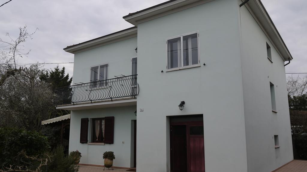 Cara Pace Apartment Rimini Bagian luar foto