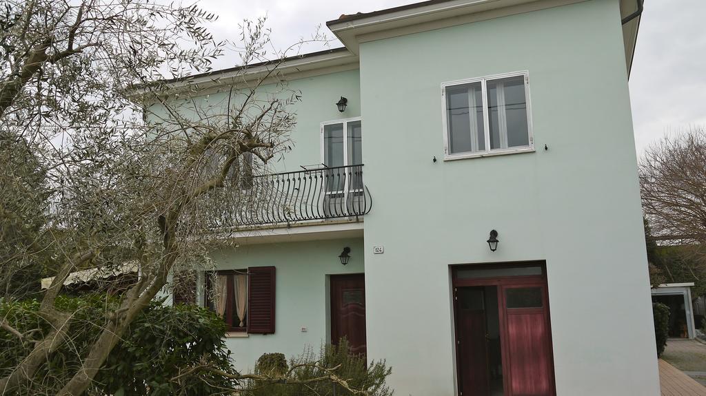 Cara Pace Apartment Rimini Bagian luar foto
